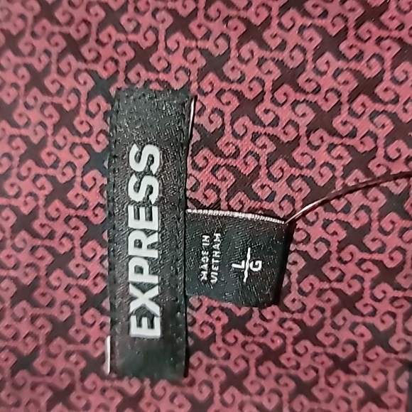 NWT Express Mens L/S Btn Down Wine/Blk Print Stretch Btn Down Shirt Sz:L - Picture 3 of 6
